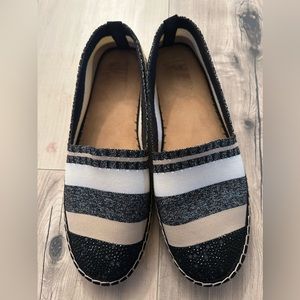 Women’s shoes